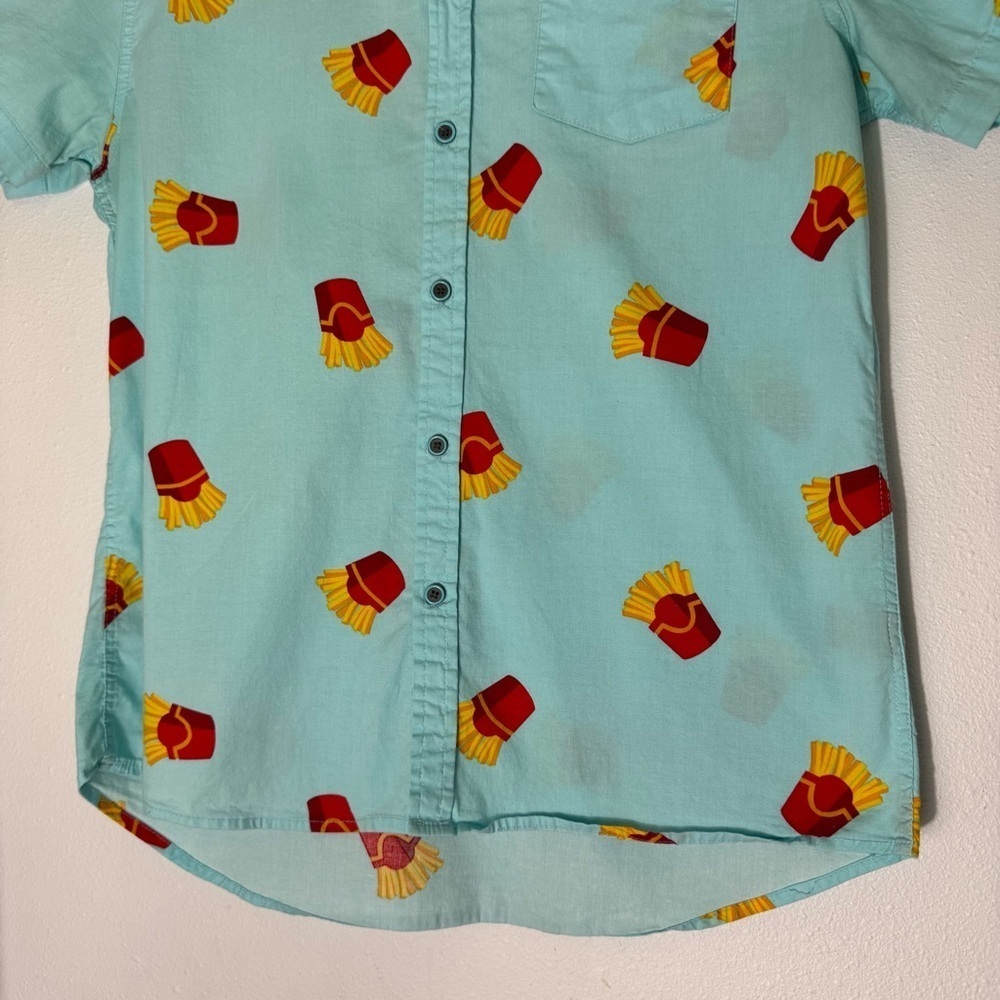Five Points Industries NYC blue French fry print short sleeve button down size M - Picture 10 of 16
